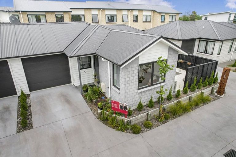 Photo of property in 37u4 North Ridge Drive, Rototuna North, Hamilton, 3210