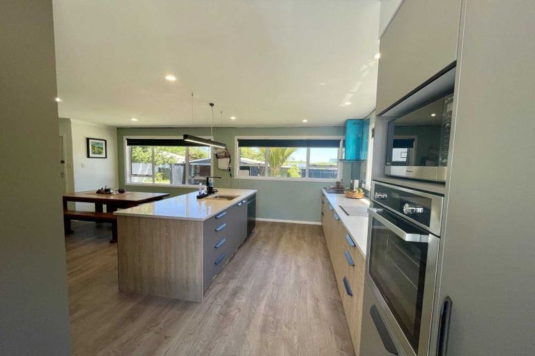 Photo of property in 22 Takiroa Street, Urenui, 4375