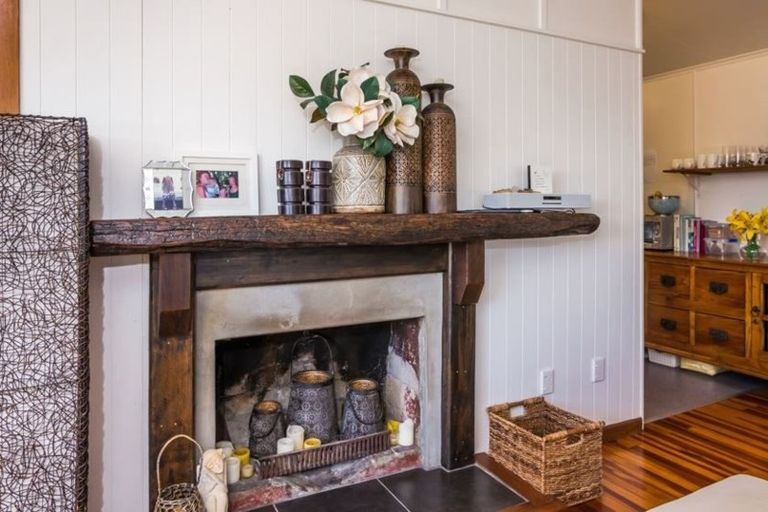 Photo of property in 21 Kurupae Road, Hilltop, Taupo, 3330