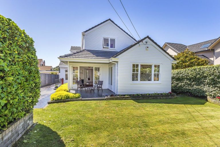 Photo of property in 57 Inglis Street, Seatoun, Wellington, 6022