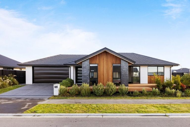 Photo of property in 40 Avanda Avenue, Rolleston, 7615