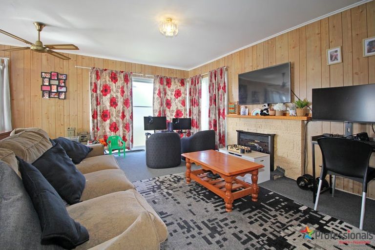 Photo of property in 24 Forbes Road, Favona, Auckland, 2024
