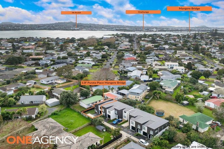 Photo of property in 13f Purata Place, Mangere Bridge, Auckland, 2022