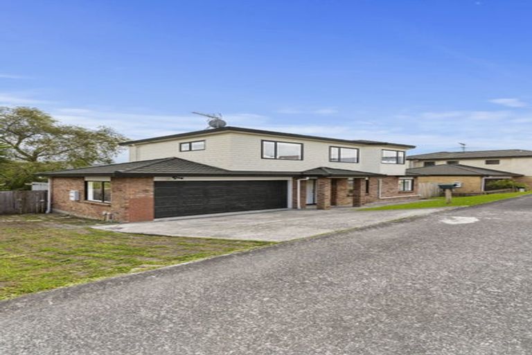 Photo of property in 15 Ali Place, Ranui, Auckland, 0612