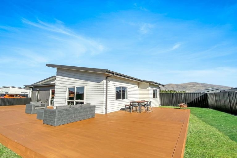 Photo of property in 7 Greenfield Place, Twizel, 7901