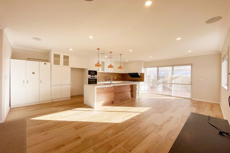 Photo of property in 8 Greenan Drive, Flat Bush, Auckland, 2019