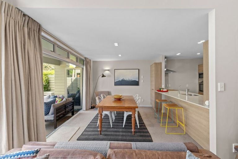 Photo of property in 24e Jellicoe Drive, Hamilton East, Hamilton, 3216