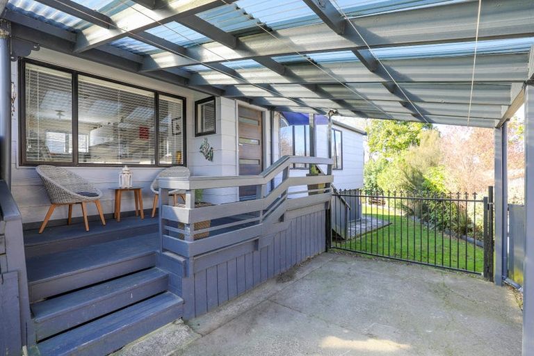 Photo of property in 28 Pukehangi Road, Pukehangi, Rotorua, 3015