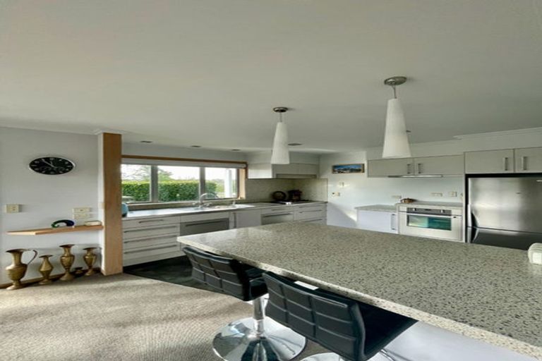 Photo of property in 22 Oriental Street, Welbourn, New Plymouth, 4312