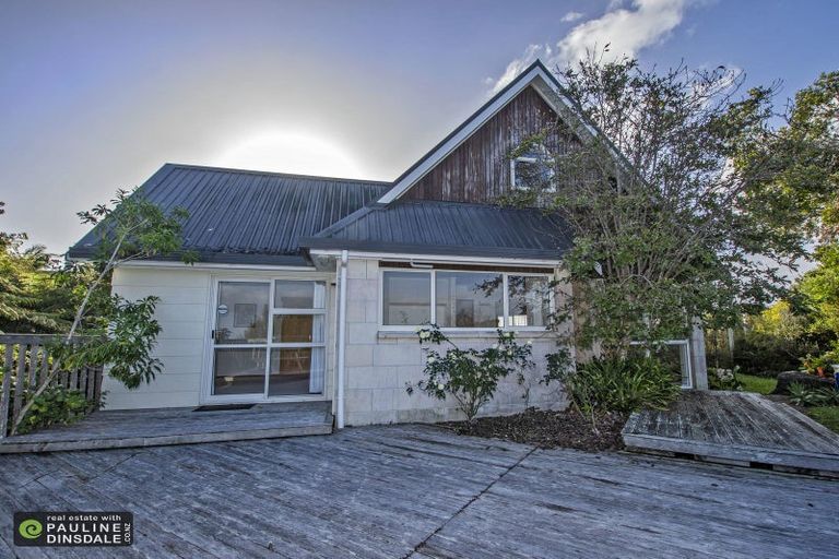 Photo of property in 24 Boeing Road, Onerahi, Whangarei, 0110