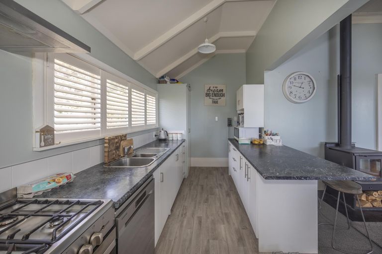 Photo of property in 9 Ure Street, South Hill, Oamaru, 9400
