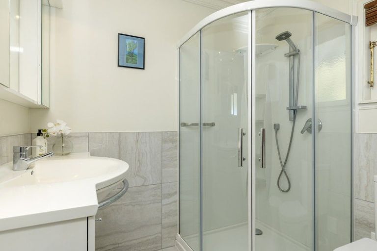 Photo of property in 70 Shepherd Road, Waipahihi, Taupo, 3330
