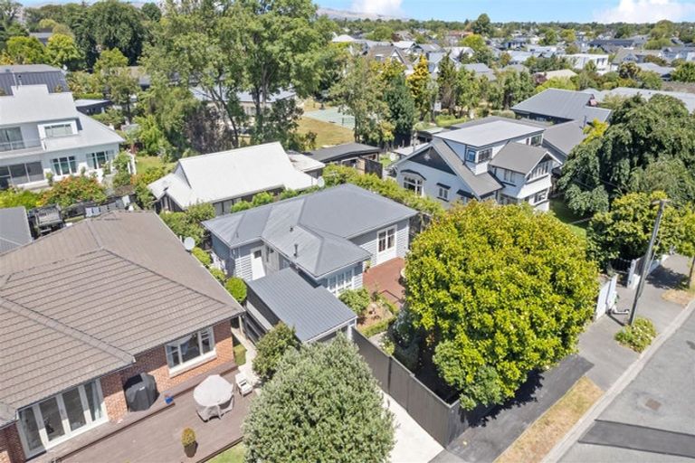 Photo of property in 82 Halton Street, Strowan, Christchurch, 8052