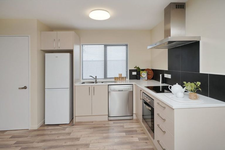 Photo of property in 2/58 Geraldine Street, Edgeware, Christchurch, 8013