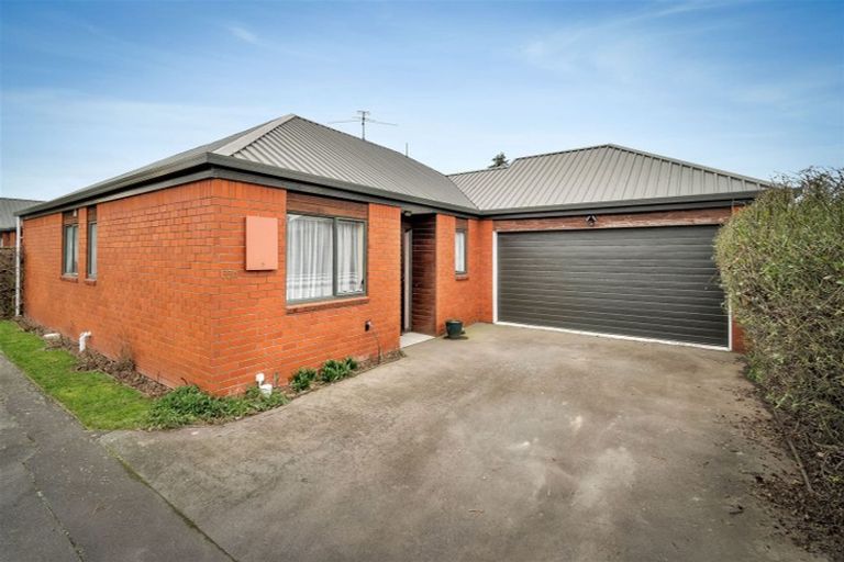 Photo of property in 35 Sails Street, Papanui, Christchurch, 8053