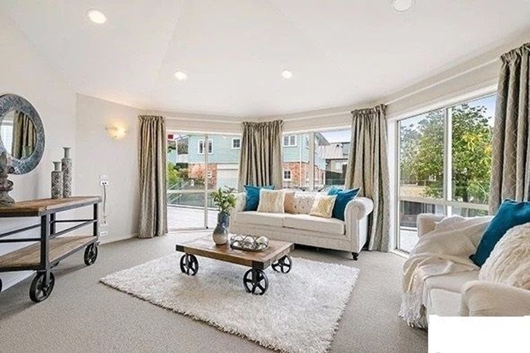 Photo of property in 3 Prospect Terrace, Milford, Auckland, 0620