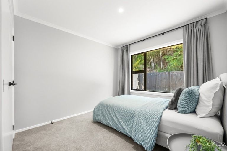 Photo of property in 7 Te Awa Rere Grove, Stokes Valley, Lower Hutt, 5019