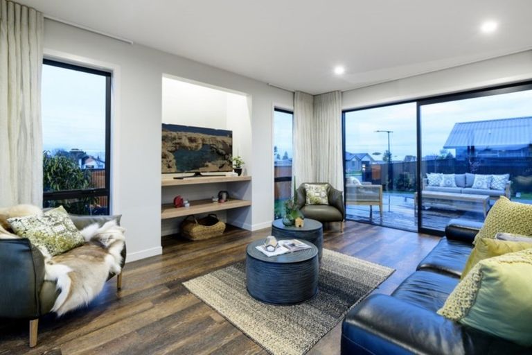 Photo of property in 2 Saint Thomas Avenue, Pyes Pa, Tauranga, 3112