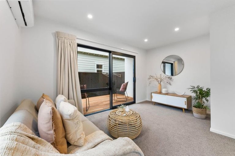 Photo of property in 24 Royal Crescent, Saint Kilda, Dunedin, 9012