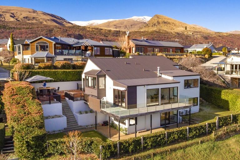 Photo of property in 21 Cotter Avenue, Arrowtown, 9302