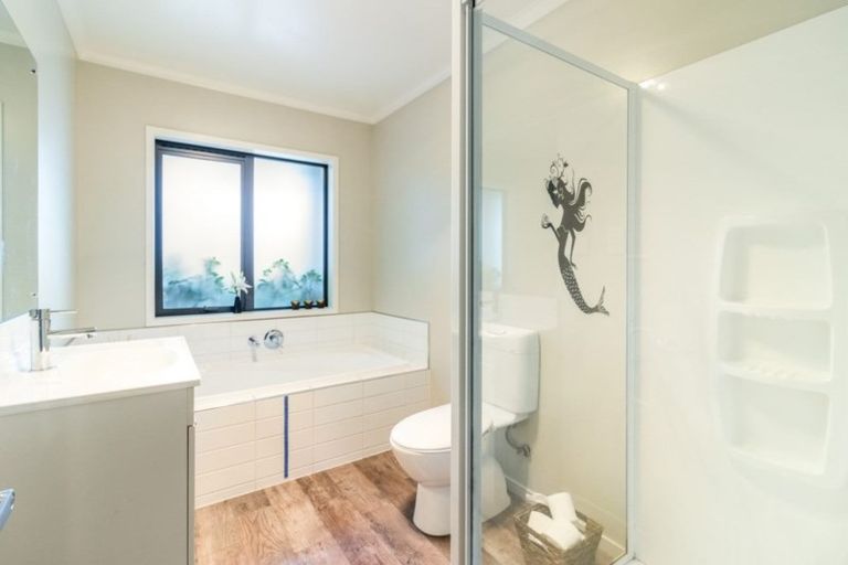 Photo of property in 8 Brockelbank Drive, Kaiapoi, 7630