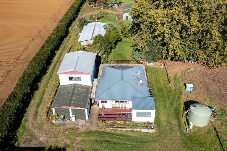 Photo of property in 389 Waiuku Road, Puni, Pukekohe, 2678