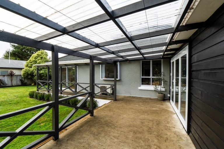 Photo of property in 10 Mahuri Road, Otatara, Invercargill, 9879