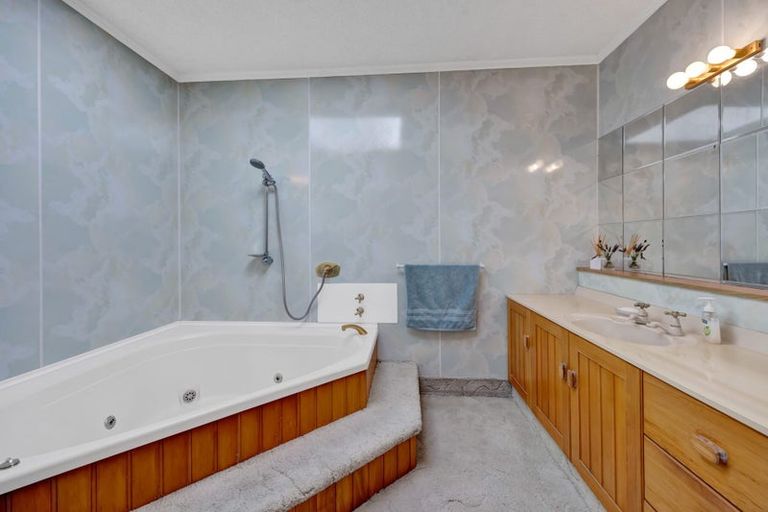 Photo of property in 29 Ngahere Street, Inglewood, 4330