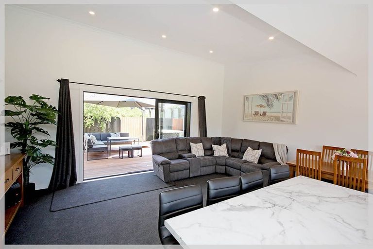 Photo of property in 6 Dustin Street, Foxton Beach, Foxton, 4815