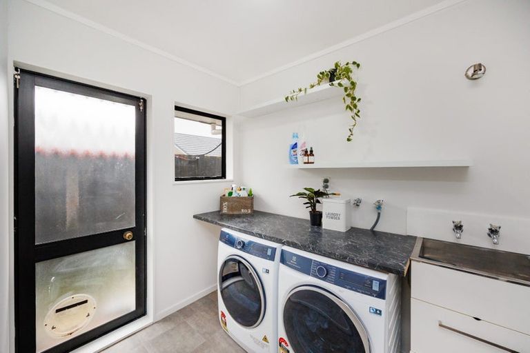 Photo of property in 28 Jefferson Crescent, Milson, Palmerston North, 4414