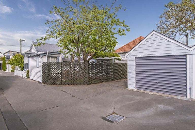 Photo of property in 147a Holly Road, St Albans, Christchurch, 8014