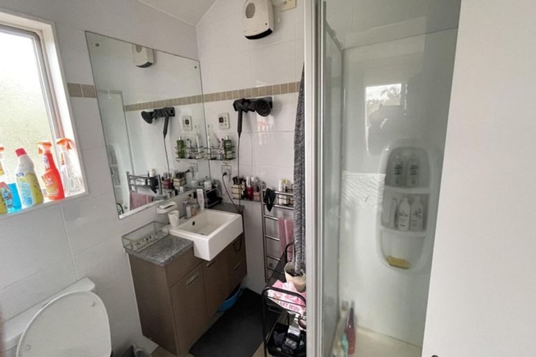 Photo of property in 23 Laurel Oak Drive, Schnapper Rock, Auckland, 0632