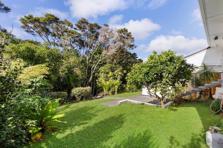 Photo of property in 22 Park Road, Glenfield, Auckland, 0629