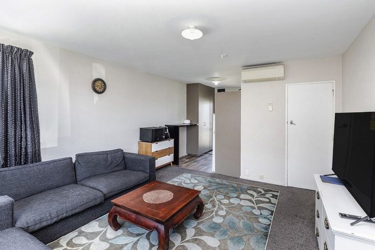 Photo of property in 3/25 Whitmore Street, Edgeware, Christchurch, 8013