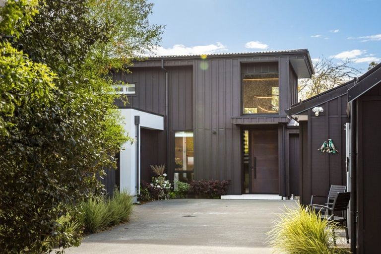 Photo of property in 91 Kuratawhiti Street, Greytown, 5794