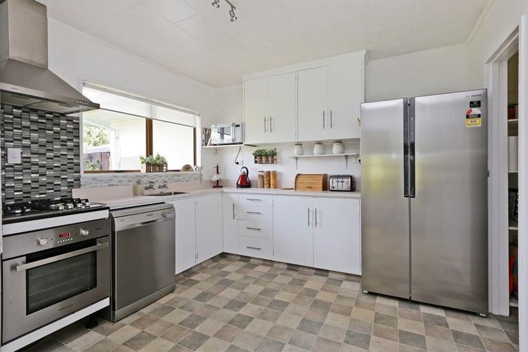 Photo of property in 806 Queen Street West, Saint Leonards, Hastings, 4120