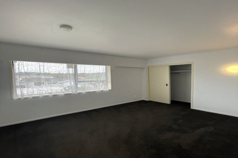 Photo of property in 226 Henderson Valley Road, Henderson, Auckland, 0612