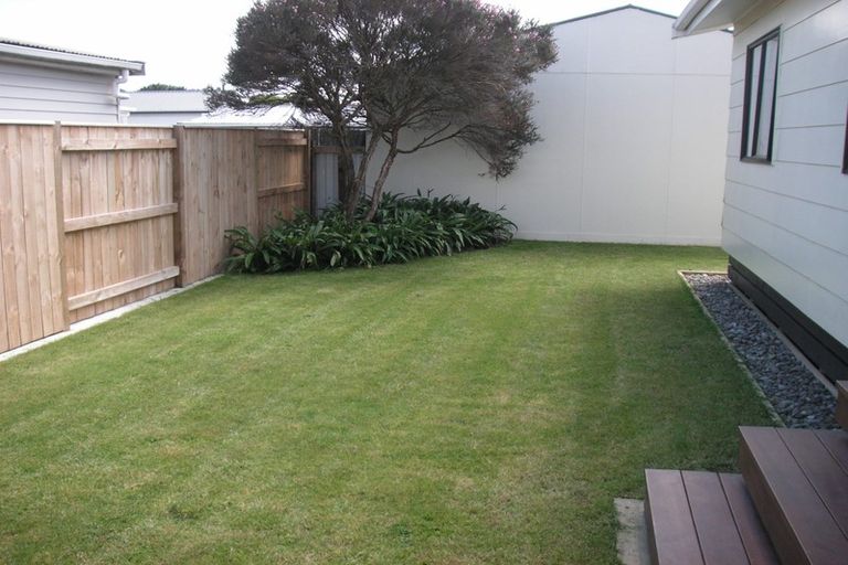 Photo of property in 63 Hillcrest Drive, Kelvin Grove, Palmerston North, 4414