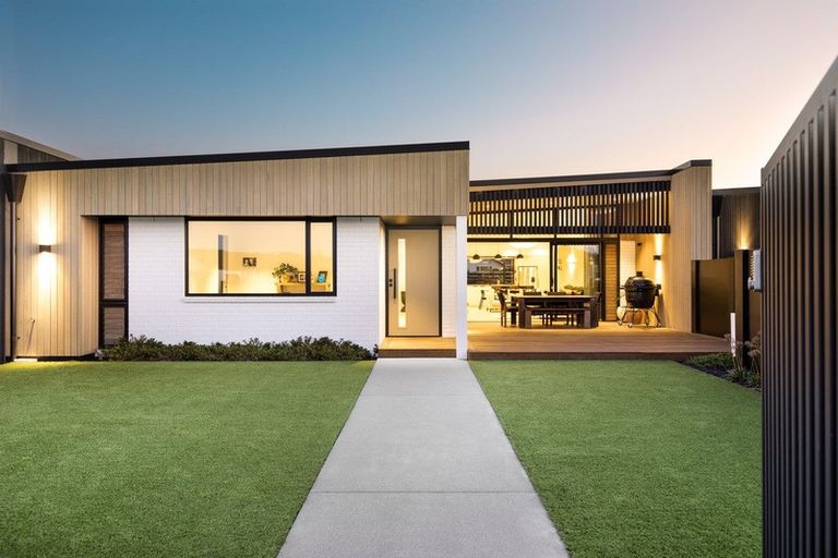 Photo of property in 2/11 Kaniera Terrace, Cambridge, 3434