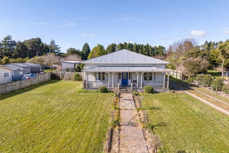 Photo of property in 7 Stanly Street, Eketahuna, 4900