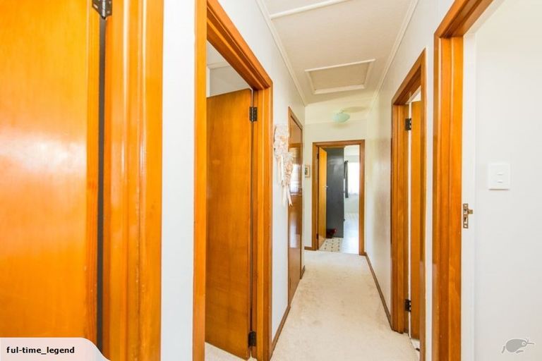 Photo of property in 21 Rira Street, Marton, 4710