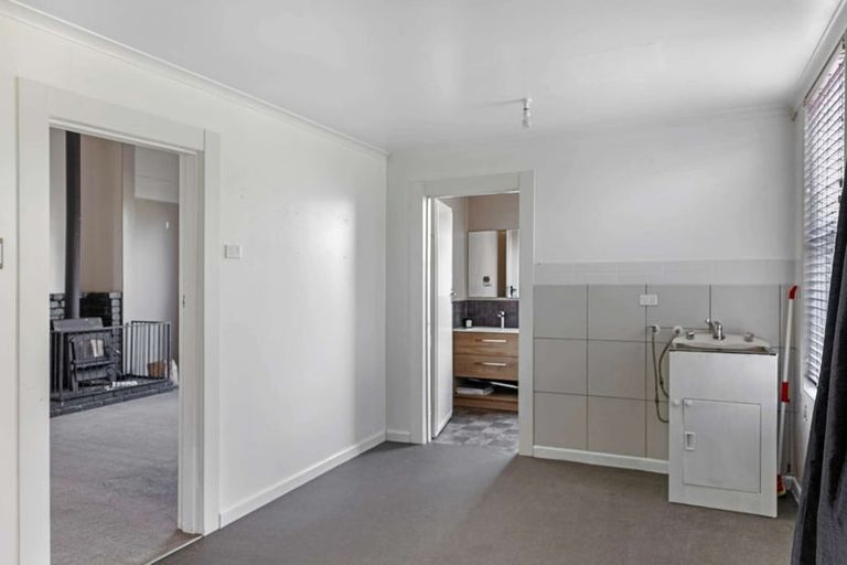 Photo of property in 164 Derby Street, Westport, 7825