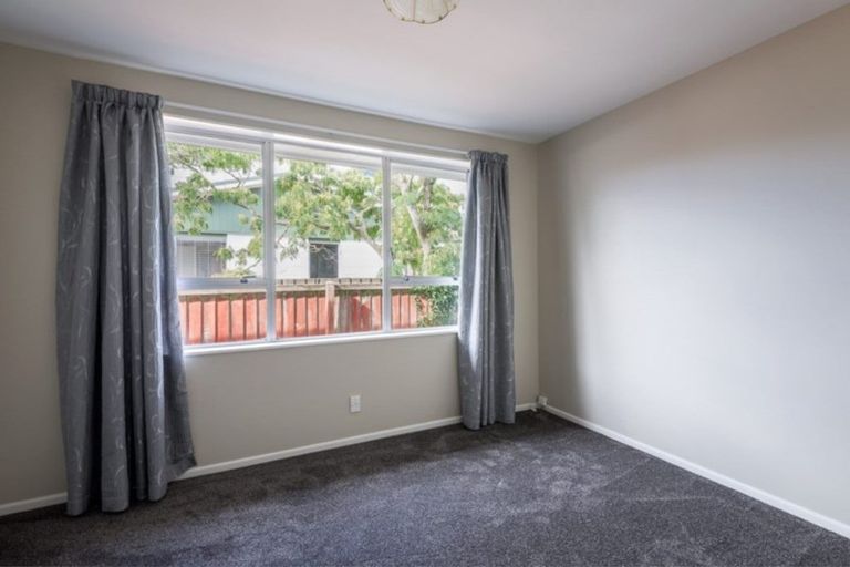 Photo of property in 4 Lamorna Road, Parklands, Christchurch, 8083