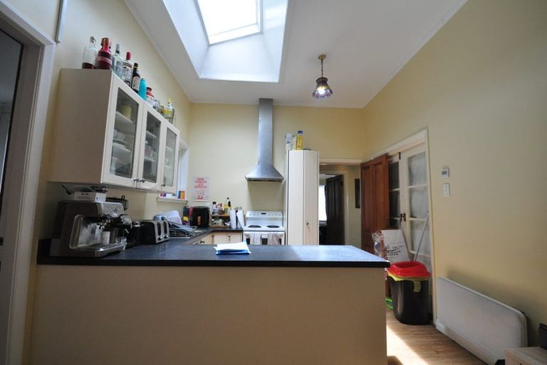 Photo of property in 140 Glenmore Street, Northland, Wellington, 6012