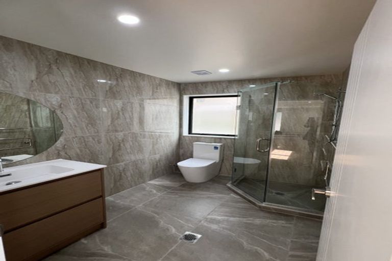 Photo of property in 38 Greenhill Crescent, Pakuranga, Auckland, 2010