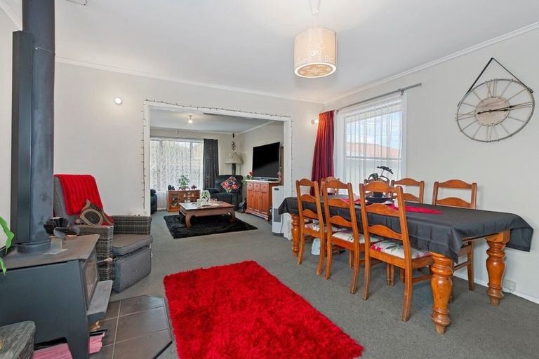 Photo of property in 19 Rowses Road, Aranui, Christchurch, 8061