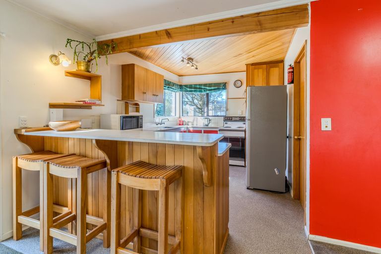 Photo of property in 33 Braemar Place, Twizel, 7901