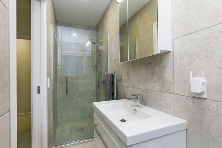 Photo of property in 74u5 Jubilee Road, Khandallah, Wellington, 6035