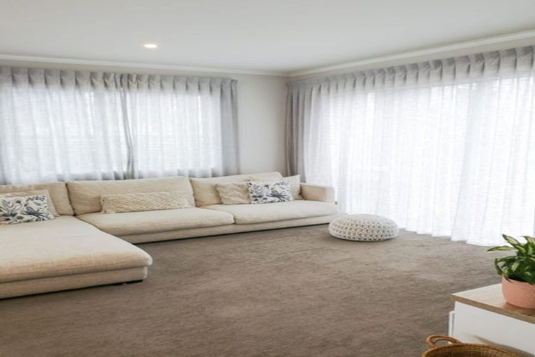 Photo of property in 60 Mapou Road, Hobsonville, Auckland, 0616