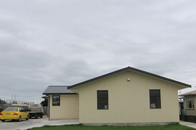 Photo of property in 11 Cook Street, Foxton, 4814